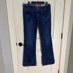 GAP MID RISE BOOTCUT DARK WASH JEANS WOMANS SIZE 6